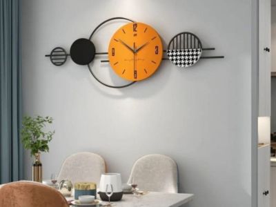 Artistic wall clocks